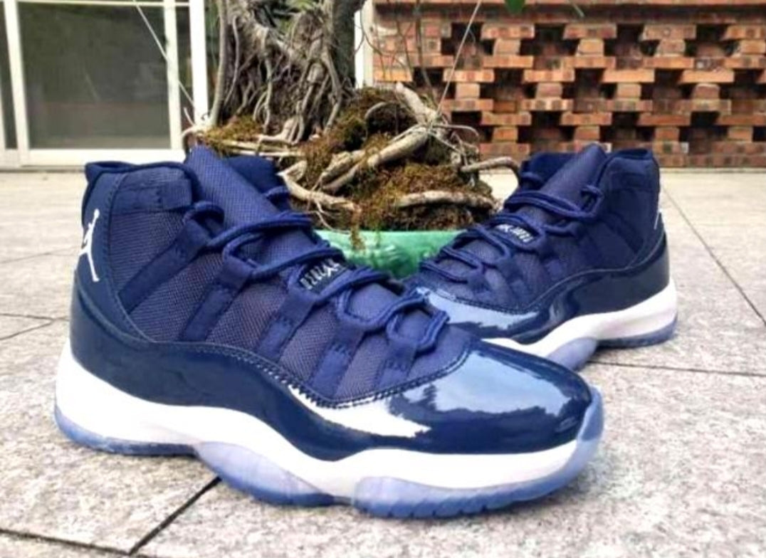 Les baskets Air Jordan 11 offrent un style légendaire et une performance exceptionnelle.design unique 
Pas Cher. moin cher.