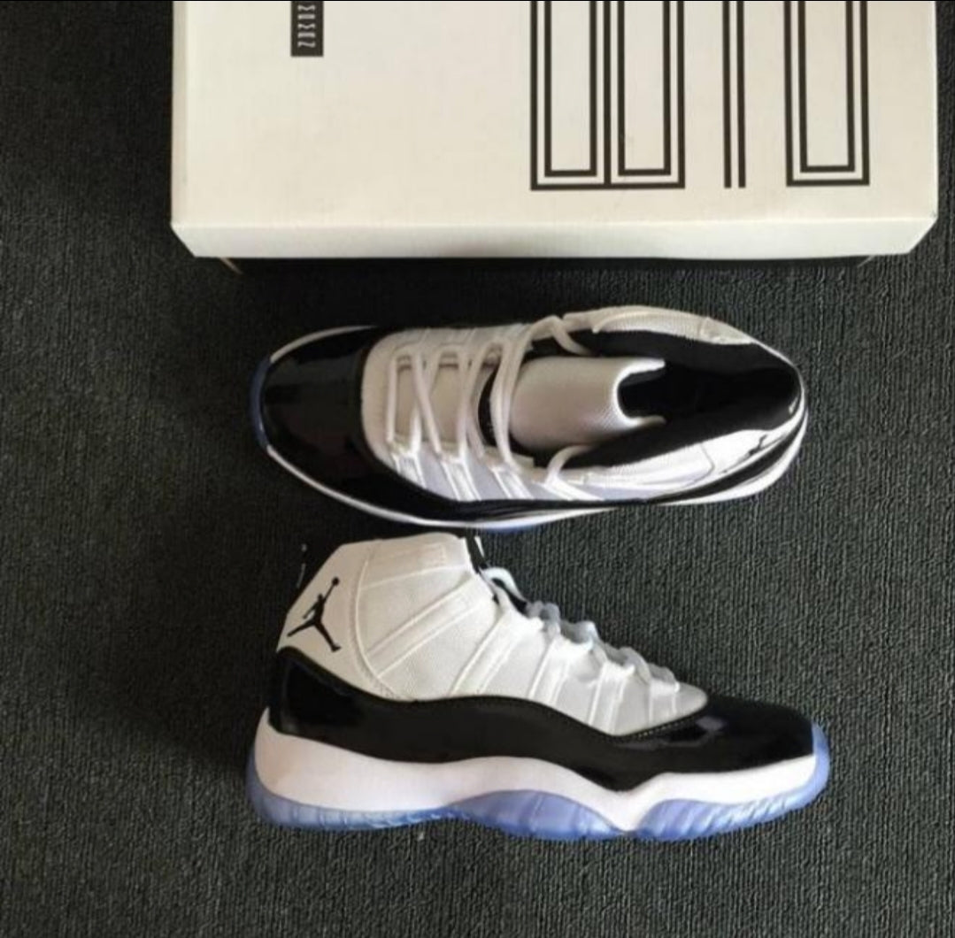Les baskets Air Jordan 11 offrent un style légendaire et une performance exceptionnelle.design unique 
Pas Cher. moin cher.