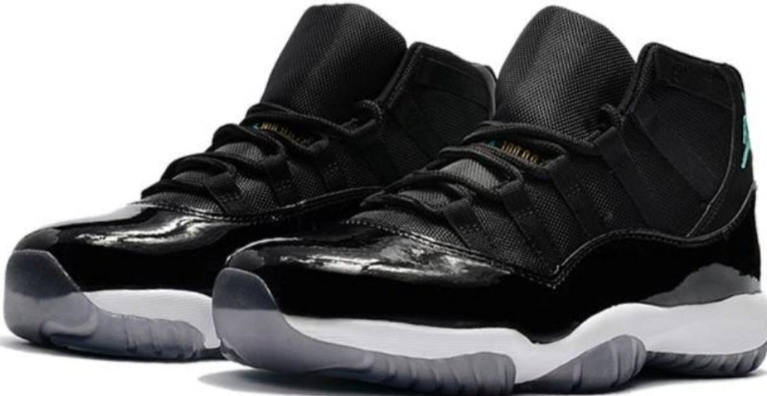 Air Jordan 11 Retro Sneakers
 Gamma Blue