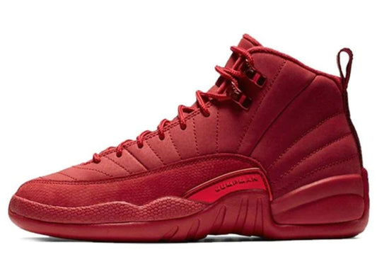 Les baskets Air Jordan 12 offrent un style iconique et une performance exceptionnelle.design distinctif.pas cher.moin Cher.