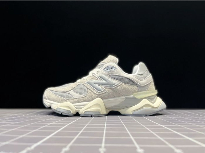 Les baskets New Balance allient style et confort. Leur design classique et leurs matériaux de haute qualité en font un choix idéal pour les amateurs de sneakers.pas cher. Le moins cher.