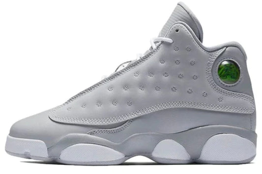 Les baskets Air Jordan 13 offrent un style emblématique et une performance exceptionnelle.
 design distinctif .pas Cher. Moins cher.