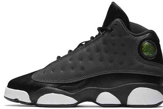 Les baskets Air Jordan 13 offrent un style emblématique et une performance exceptionnelle.
 design distinctif .pas Cher. Moins cher.