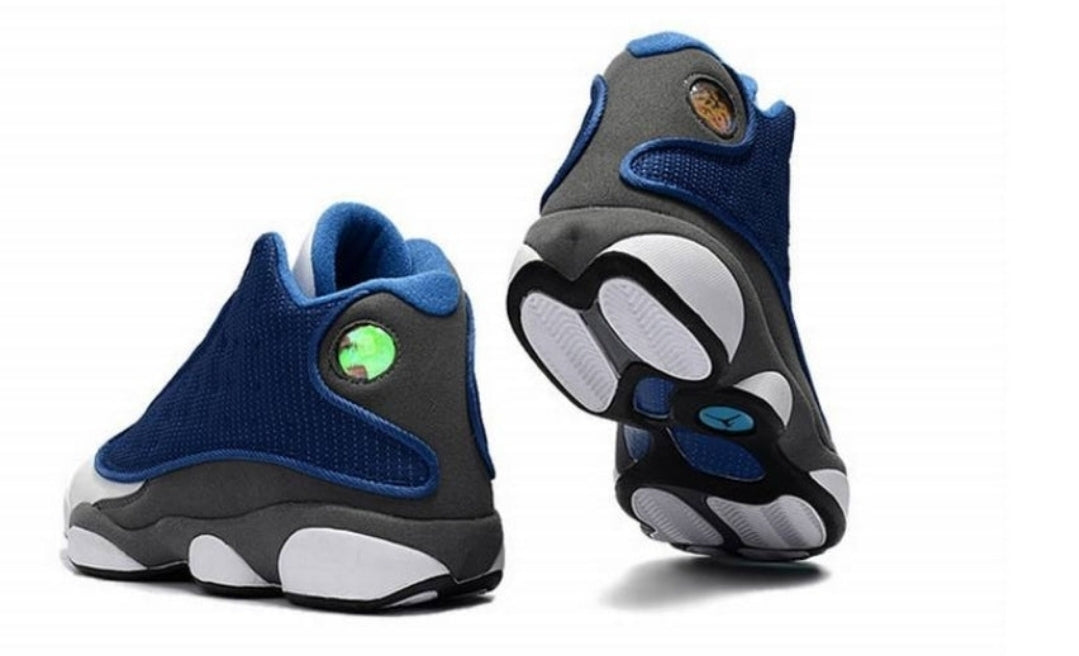 Les baskets Air Jordan 13 offrent un style emblématique et une performance exceptionnelle.
 design distinctif .pas Cher. Moins cher.
