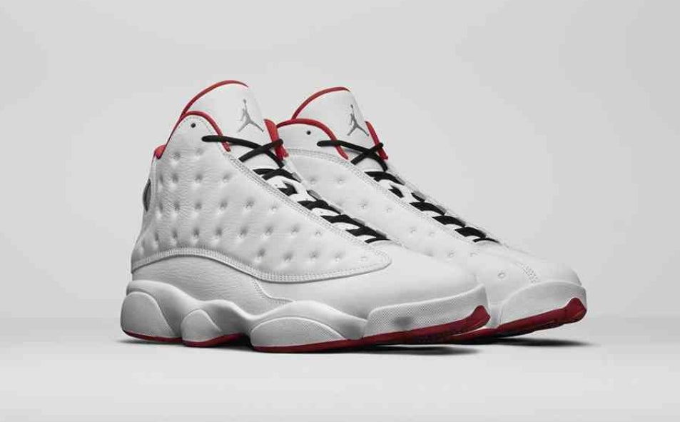 Les baskets Air Jordan 13 offrent un style emblématique et une performance exceptionnelle.
 design distinctif .pas Cher. Moins cher.