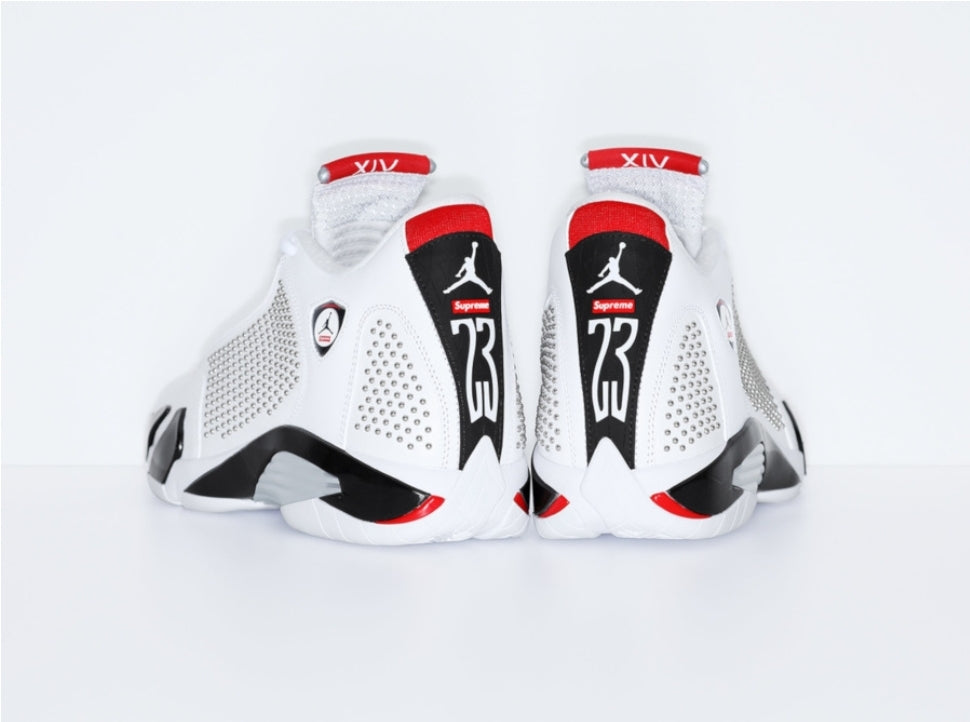Les baskets Air Jordan 14 offrent un style emblématique et une performance exceptionnelle.

 design distinctif. Pas cher. Moins cher.
