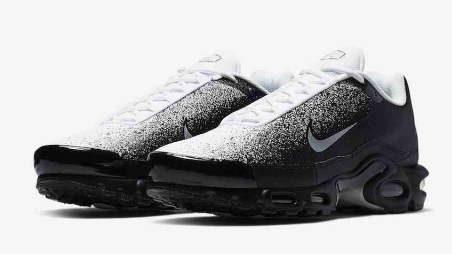 sneakers Nike Tn Air Max Plus Black White Spray Paint
