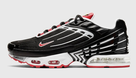 baskets Nike Air Max Plus 3Black White Track Red