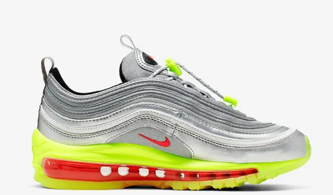 Les baskets Nike Air Max 97 sont synonymes de style emblématique et de confort absolu. Leur design ondulé distinctif.pas cher. Le moins cher. 