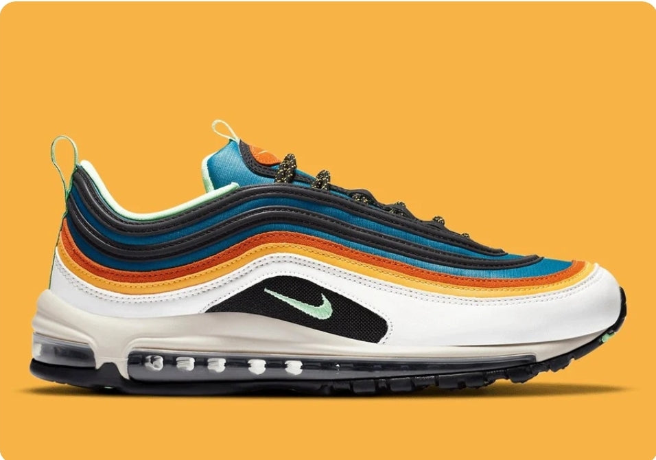 Les baskets Nike Air Max 97 sont synonymes de style emblématique et de confort absolu. Leur design ondulé distinctif.pas cher. Le moins cher. 
