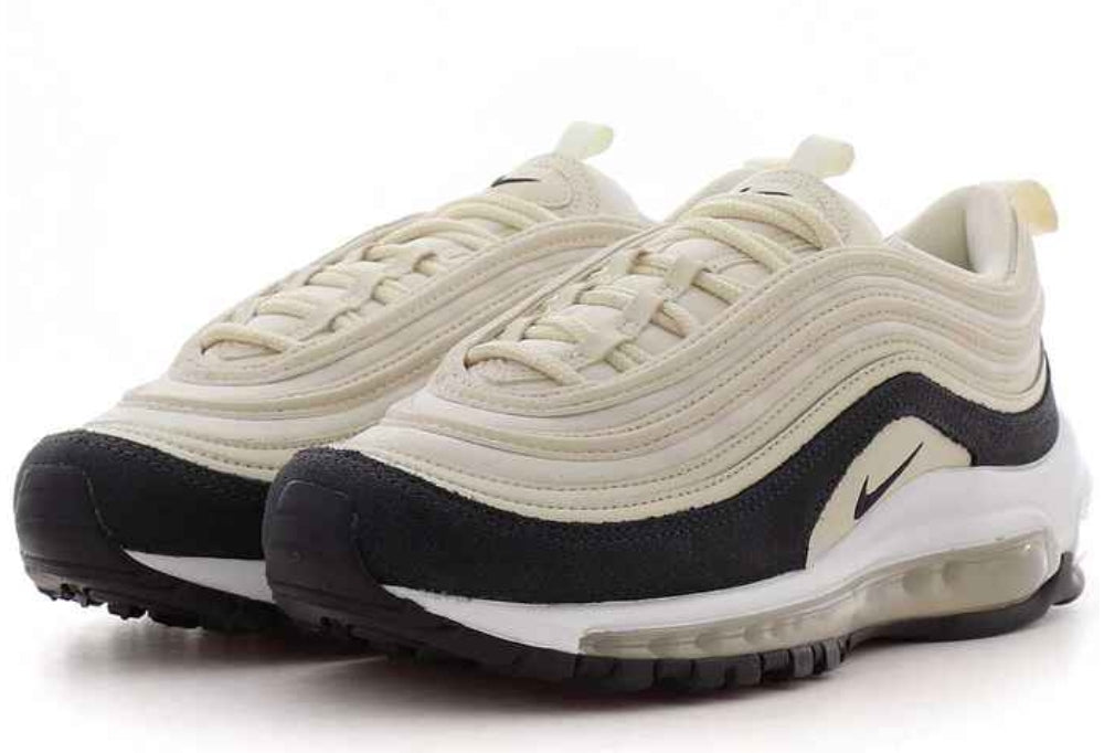 Les baskets Nike Air Max 97 sont synonymes de style emblématique et de confort absolu. Leur design ondulé distinctif.pas cher. Le moins cher. 