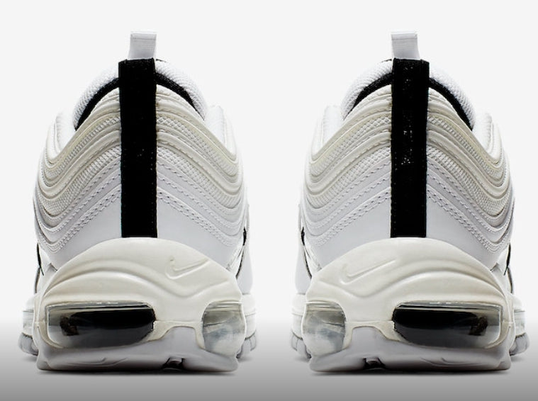 Les baskets Nike Air Max 97 sont synonymes de style emblématique et de confort absolu. Leur design ondulé distinctif.pas cher. Le moins cher. 