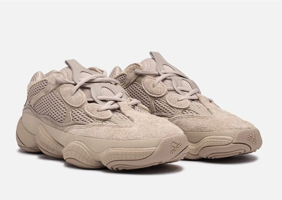 Les baskets Adidas Yeezy 500 allient un style iconique à un confort exceptionnel.

 design distinctif pas cher.le moins cher.