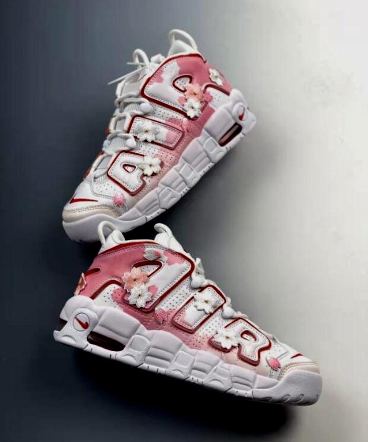 Les baskets Nike Air Max Uptempo Femme incarnent parfaitement l'évolution de la gamme légendaire Nike Air Max.