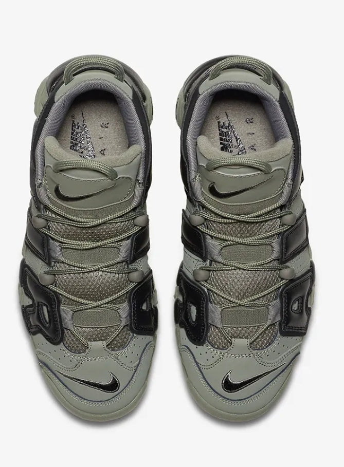Les baskets Nike Air Uptempo combinent style audacieux et innovation. Leur design emblématique et leurs lettres surdimensionnées . Pas cher. Le moins cher.