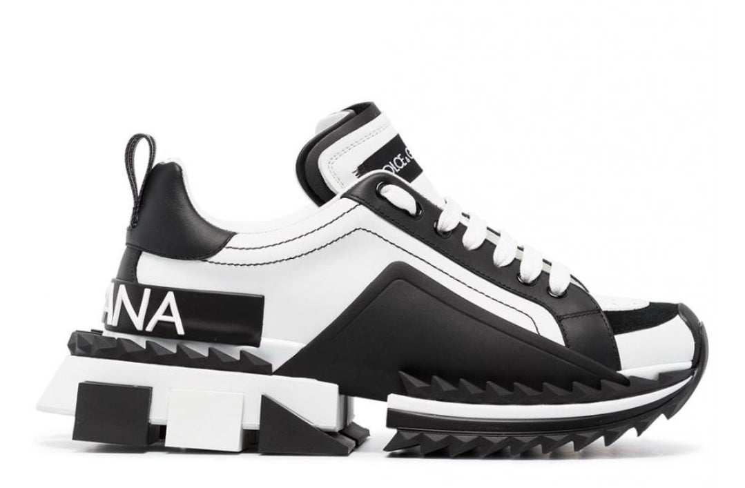 Les baskets sneakers Dolce & Gabbana incarnent un style emblématique et un luxe italien.

 leur design élégant.pas cher . Le moins cher.