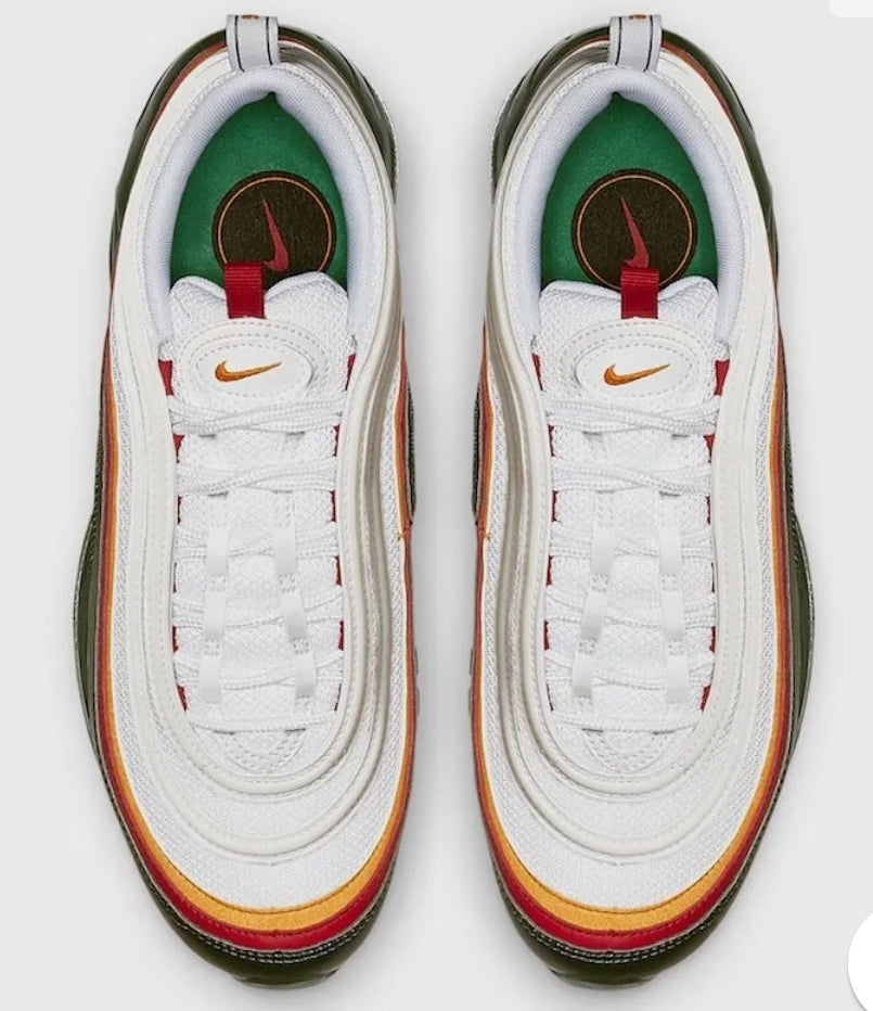 Les baskets Nike Air Max 97 sont synonymes de style emblématique et de confort absolu. Leur design ondulé distinctif.pas cher. Le moins cher. 