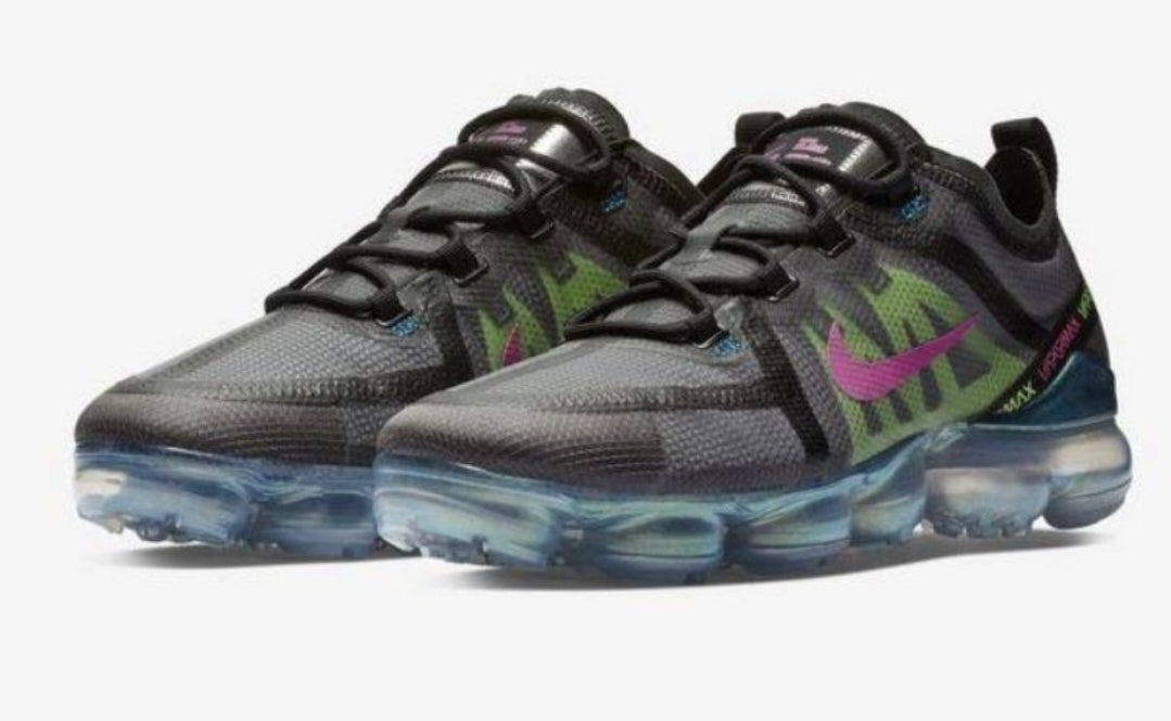 Les baskets Nike Vapormax 2018-2019 incarnent un style audacieux et une performance inégalée, design avant-gardiste 
.pas cher. Le moins cher.