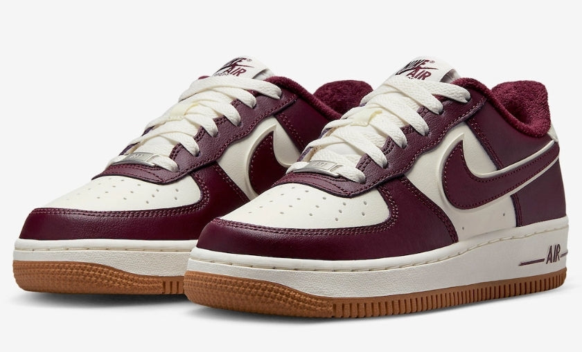 Les baskets Nike Air Force 1 combinent style et performance, offrant une expérience exceptionnelle.pas cher. Le moins cher.