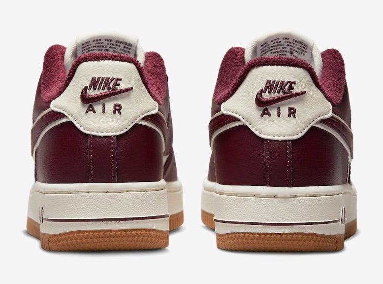 Les baskets Nike Air Force 1 combinent style et performance, offrant une expérience exceptionnelle.pas cher. Le moins cher.