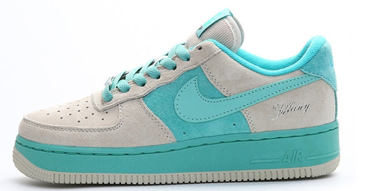 Les baskets Nike Air Force 1 combinent style et performance, offrant une expérience exceptionnelle.pas cher. Le moins cher.