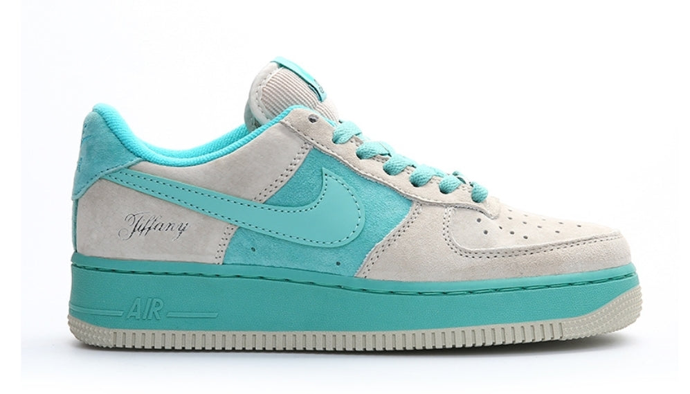 Les baskets Nike Air Force 1 combinent style et performance, offrant une expérience exceptionnelle.pas cher. Le moins cher.