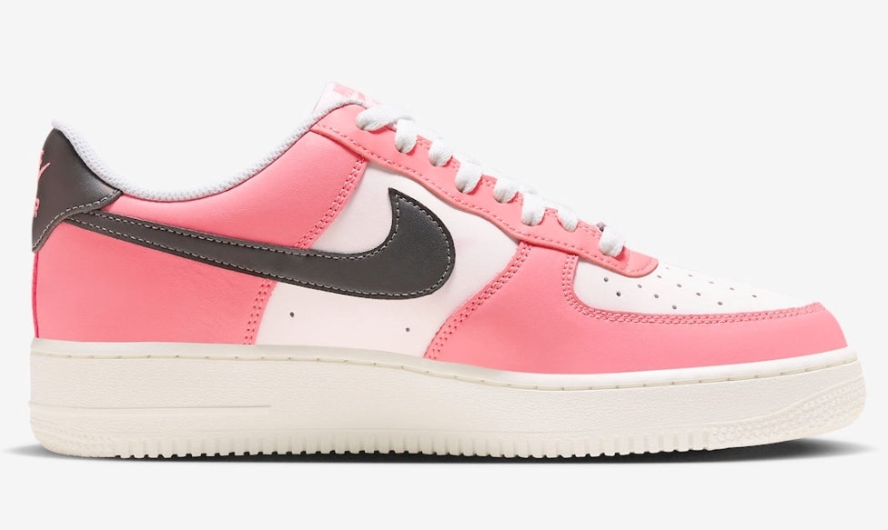 Les baskets Nike Air Force 1 combinent style et performance, offrant une expérience exceptionnelle.pas cher. Le moins cher.