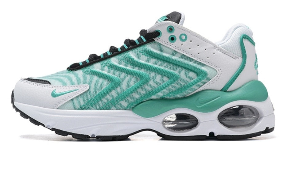 Baskets Nike Air Max Tailwind 1 offrent un style emblématique et une performance exceptionnelle.

 

 leur design moderne.pas cher.le moins cher.