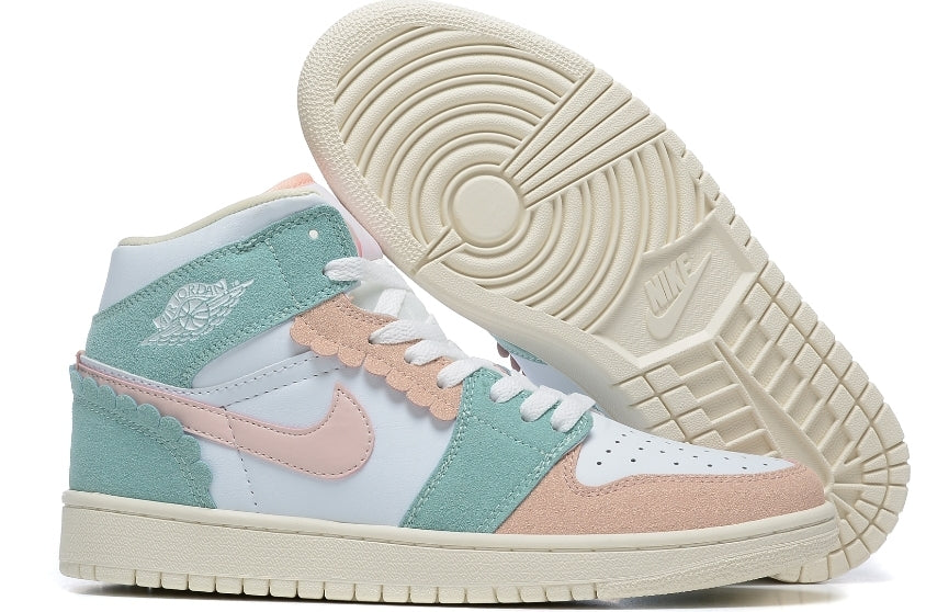 Les baskets Air Jordan 1 offrent un style iconique et une performance légendaire.

 leur design emblématique .pas cher. Le moins cher.