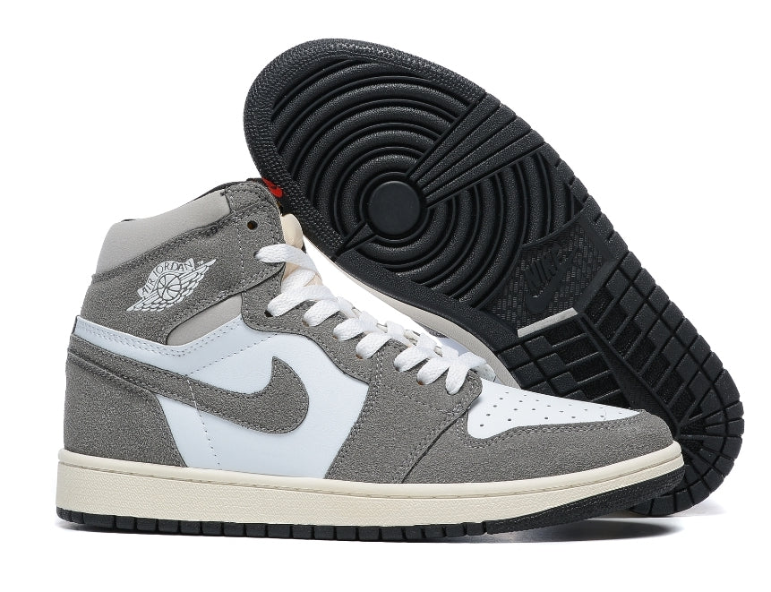 Les baskets Air Jordan 1 offrent un style iconique et une performance légendaire.

 leur design emblématique .pas cher. Le moins cher.