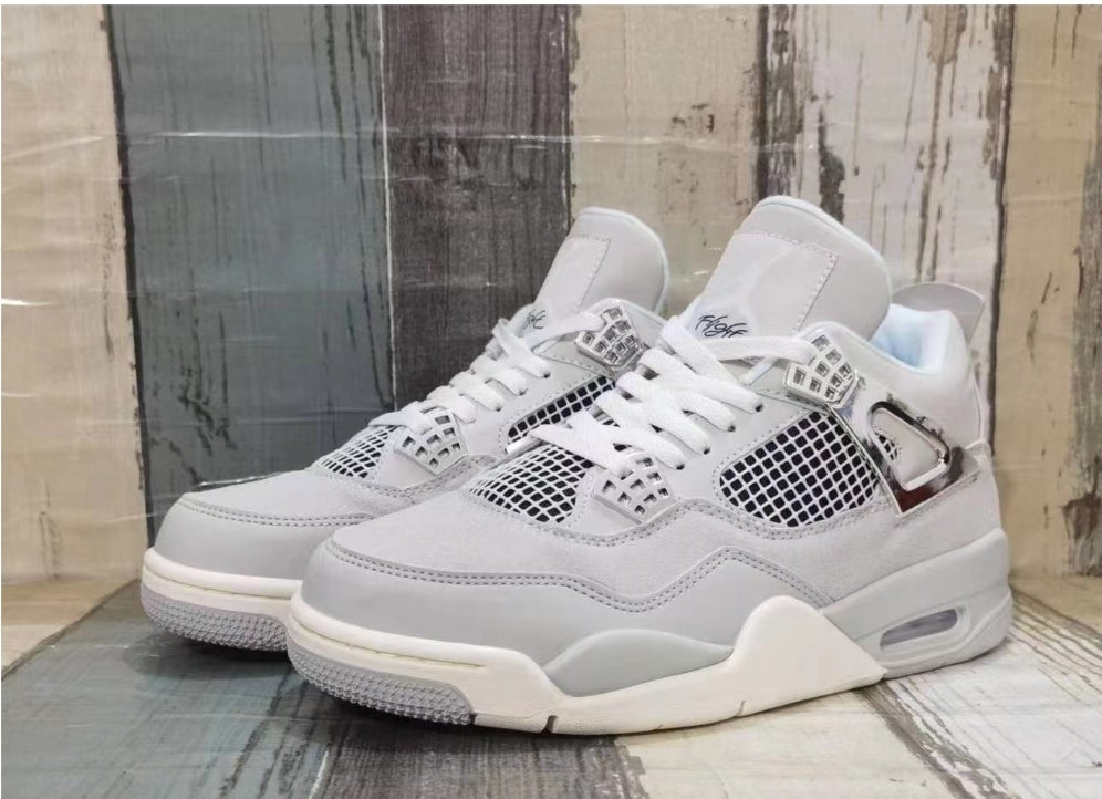  Les baskets Air Jordan 4 offrent un style iconique et une performance remarquable.

leur design distinctif pas cher. le moin cher. 