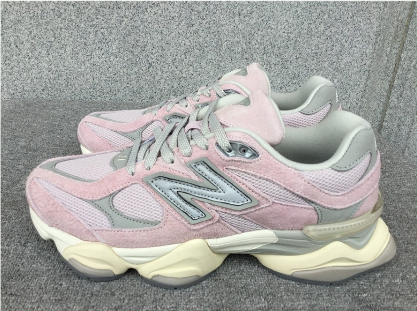 Les baskets New Balance allient style et confort. Leur design classique et leurs matériaux de haute qualité en font un choix idéal pour les amateurs de sneakers.pas cher. Le moins cher.