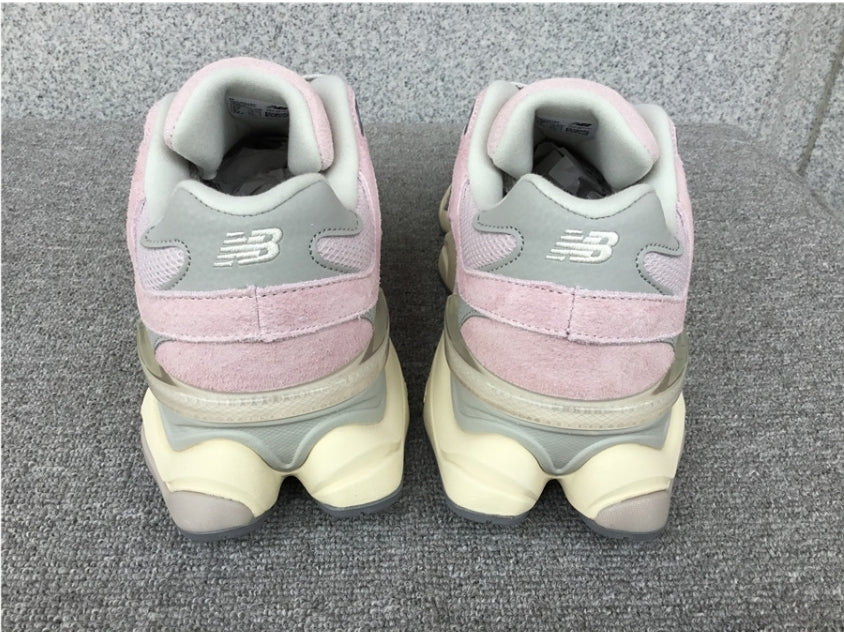 Les baskets New Balance allient style et confort. Leur design classique et leurs matériaux de haute qualité en font un choix idéal pour les amateurs de sneakers.pas cher. Le moins cher.