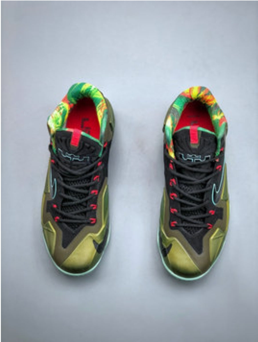Les baskets LeBron James offrent un style emblématique et une performance exceptionnelle.
leur design distinctif.pas cher. Le moins cher.