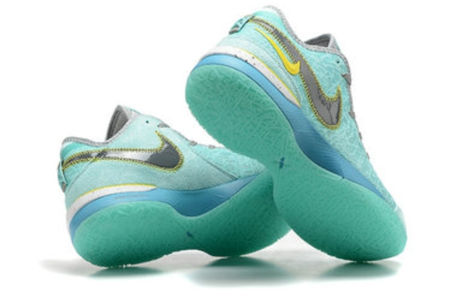 Les baskets LeBron James offrent un style emblématique et une performance exceptionnelle.
leur design distinctif.pas cher. Le moins cher.