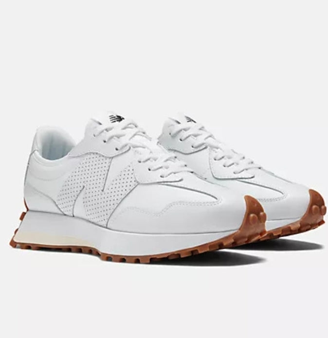 Les baskets New Balance allient style et confort. Leur design classique et leurs matériaux de haute qualité en font un choix idéal pour les amateurs de sneakers.pas cher. Le moins cher.