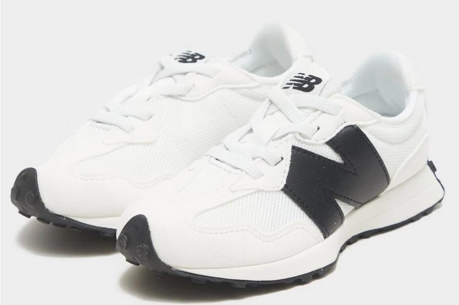 Les baskets New Balance allient style et confort. Leur design classique et leurs matériaux de haute qualité en font un choix idéal pour les amateurs de sneakers.pas cher. Le moins cher.