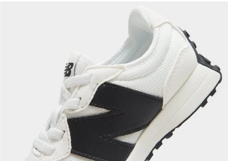 Les baskets New Balance allient style et confort. Leur design classique et leurs matériaux de haute qualité en font un choix idéal pour les amateurs de sneakers.pas cher. Le moins cher.