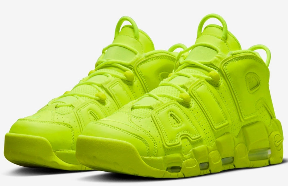 Les baskets Nike Air Uptempo combinent style audacieux et innovation. Leur design emblématique et leurs lettres surdimensionnées . Pas cher. Le moins cher.