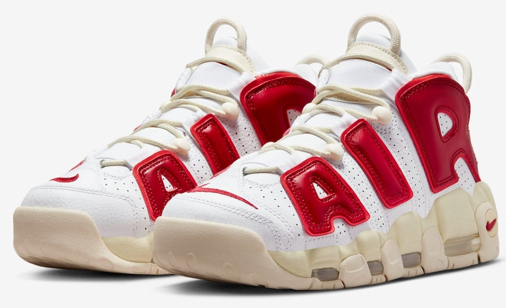Les baskets Nike Air Uptempo combinent style audacieux et innovation. Leur design emblématique et leurs lettres surdimensionnées . Pas cher. Le moins cher.