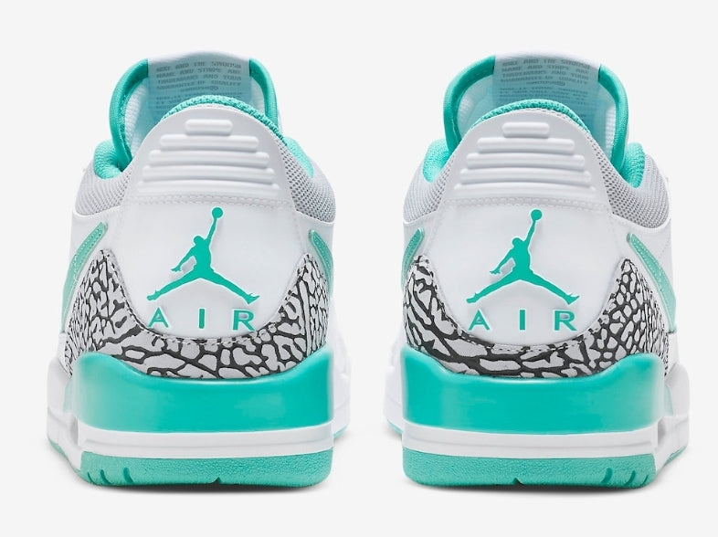 Les baskets Air Jordan Legacy offrent un style emblématique et une performance exceptionnelle.

design distinctif.pas Cher. Le moins cher.