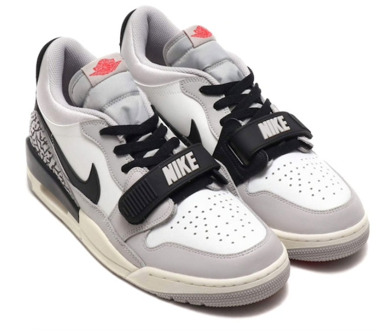 Les baskets Air Jordan Legacy offrent un style emblématique et une performance exceptionnelle.

design distinctif.pas Cher. Le moins cher.