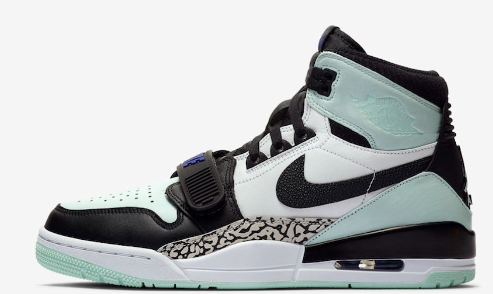 Les baskets Air Jordan Legacy offrent un style emblématique et une performance exceptionnelle.

design distinctif.pas Cher. Le moins cher.