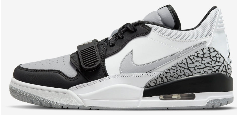 Les baskets Air Jordan Legacy offrent un style emblématique et une performance exceptionnelle.

design distinctif.pas Cher. Le moins cher.