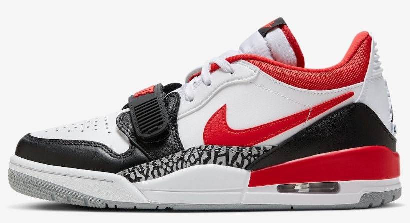 Les baskets Air Jordan Legacy offrent un style emblématique et une performance exceptionnelle.

design distinctif.pas Cher. Le moins cher.