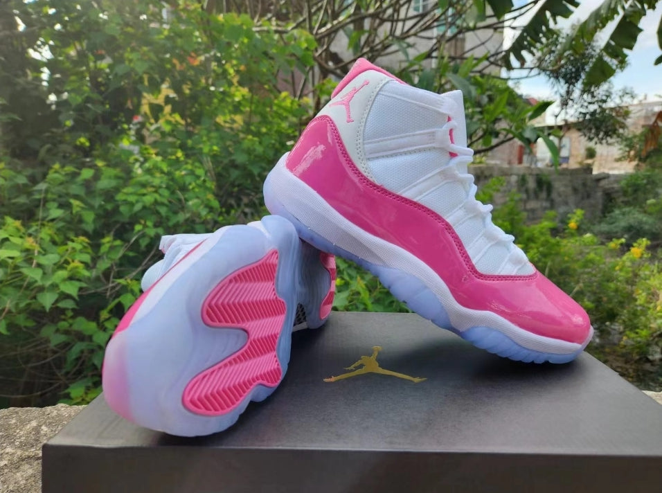 Les baskets Air Jordan 11 offrent un style légendaire et une performance exceptionnelle.design unique 
Pas Cher. moin cher.