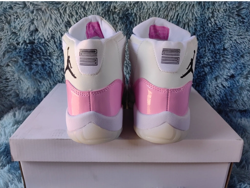 Les baskets Air Jordan 11 offrent un style légendaire et une performance exceptionnelle.design unique 
Pas Cher. moin cher.