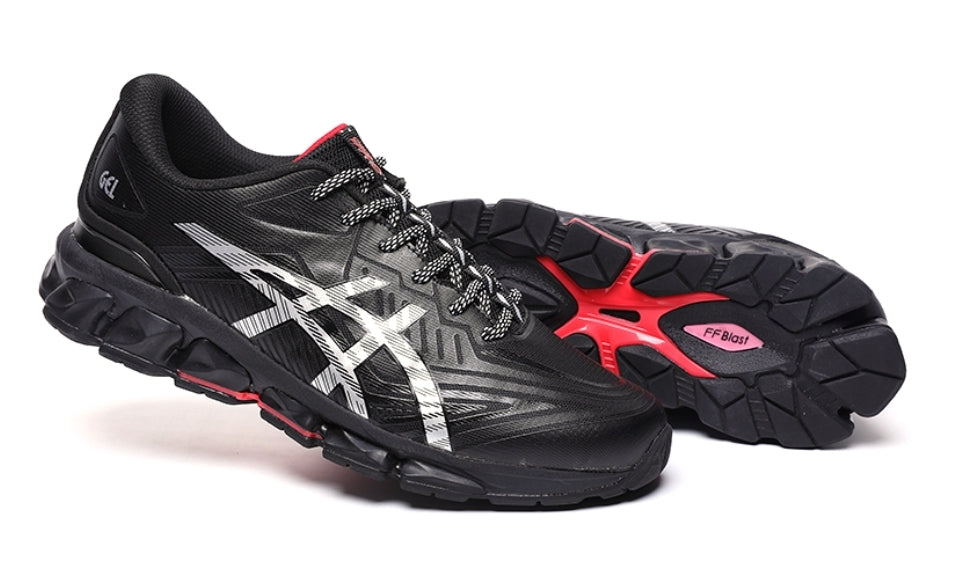 Les baskets Asics offrent une combinaison parfaite de style et de performance. Leur design élégant et leurs technologies de pointe les rendent idéales pour les couleur.