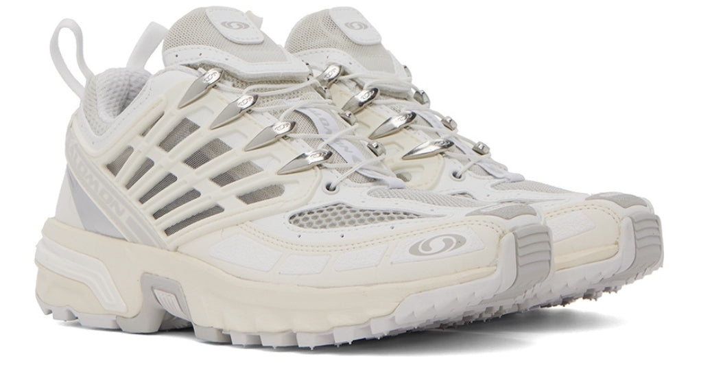 Les baskets Salomon allient performance et style de mode. Leur design innovant  choix incontournable. Pas cher . Le moins cher.