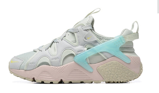 Nike Air Huarache Craft